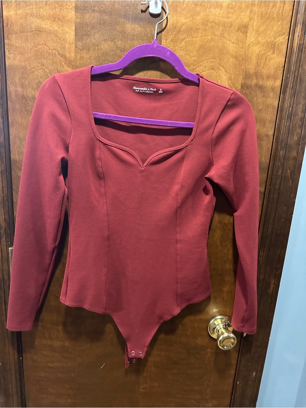 Abercrombie & Fitch Burgundy Sweetheart Neckline Long Sleeve Bodysuit Size S